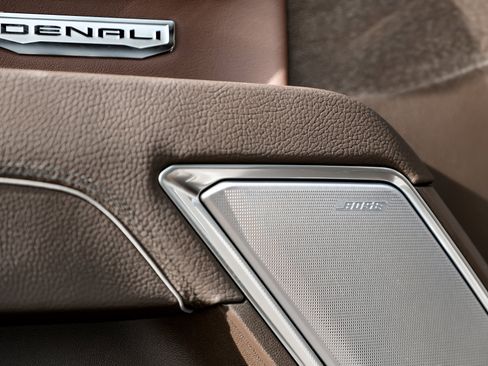 New 2026 GMC Sierra 1500 Denali w/ Denali Reserve Package image 16