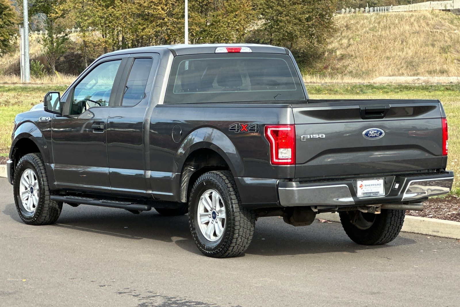 Used 2017 Ford F150 XL w/ Equipment Group 101A Mid AWD/4WD image 5