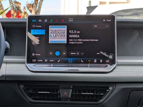 New 2026 Volkswagen Tiguan SE R-Line FWD image 19