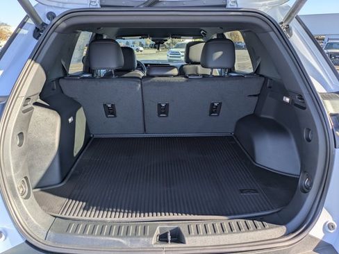 New 2026 Chevrolet Equinox RS w/ Convenience Package III image 12