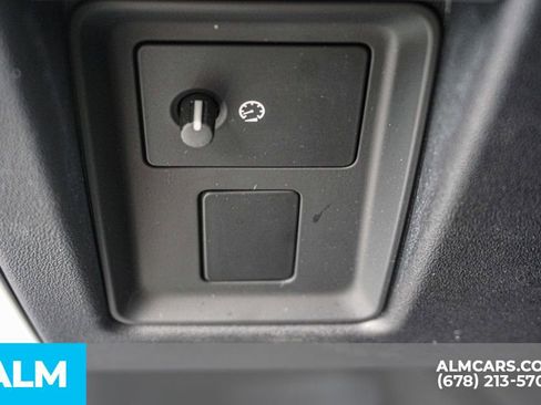 Used 2023 Land Rover Defender 130 SE image 49