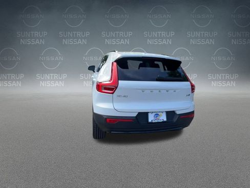 Used 2023 Volvo XC40 B5 Plus w/ Protection Package Premier image 70