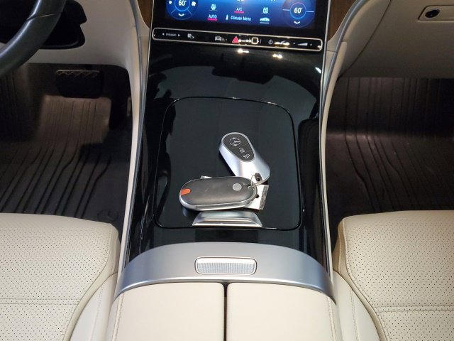 Used 2024 Mercedes-Benz GLC 300 4MATIC image 21