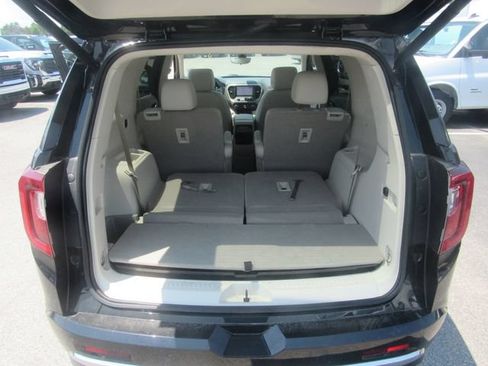Certified 2023 GMC Acadia Denali w/ Denali Ultimate Package AWD/4WD image 25