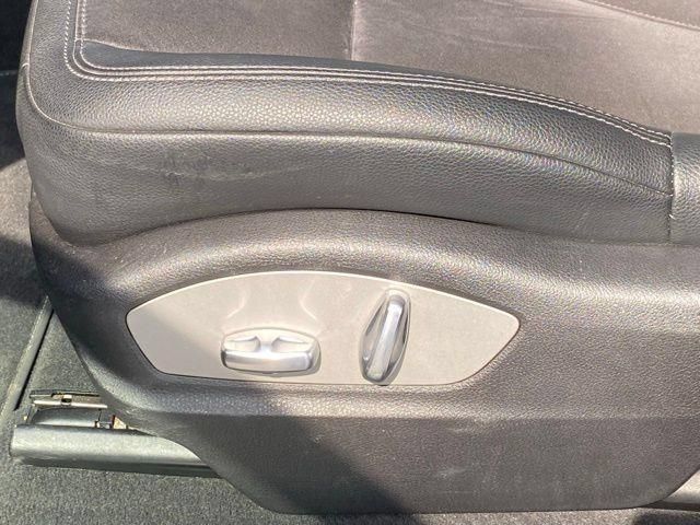 Used 2019 Porsche Macan AWD/4WD image 15