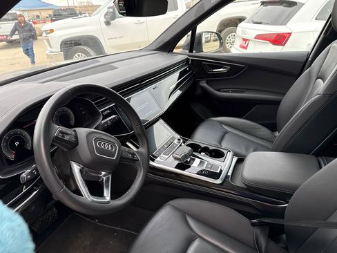 Used 2025 Audi Q7 3.0T Premium Plus image 13