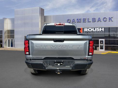 Used 2026 Chevrolet Colorado ZR2 w/ Technology Package AWD/4WD image 5