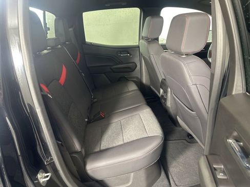 Used 2024 Chevrolet Colorado Z71 w/ Z71 Convenience Package 2 image 15