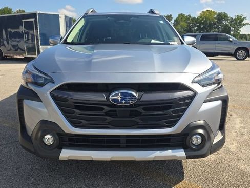 Used 2025 Subaru Outback Touring XT AWD/4WD image 8