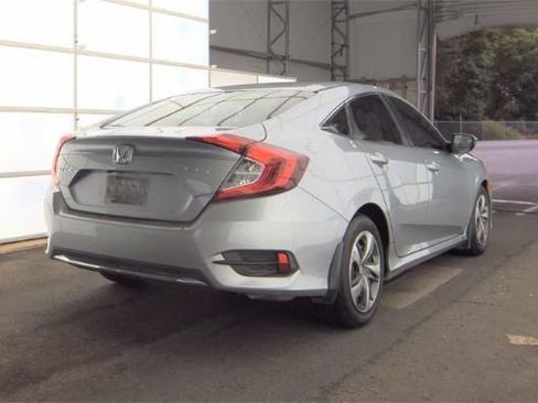 Used 2019 Honda Civic LX image 3