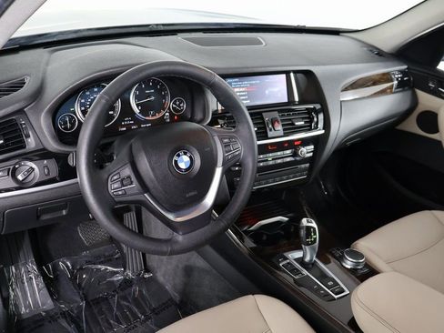 Used 2017 BMW X3 sDrive28i image 7