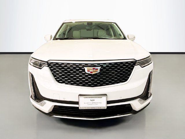 Used 2024 Cadillac XT6 Premium Luxury w/ Technology Package AWD/4WD image 2