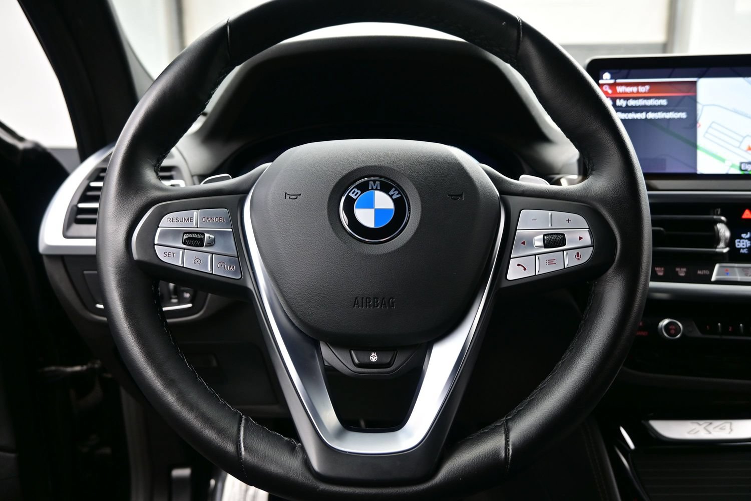 Used 2025 BMW X4 xDrive30i AWD/4WD image 25
