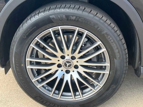 New 2026 Mercedes-Benz GLC 300 4MATIC image 9
