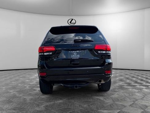 Used 2021 Jeep Grand Cherokee Laredo X AWD/4WD image 6