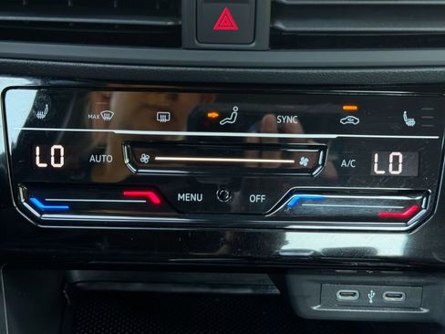 Used 2025 Volkswagen Jetta Sport FWD image 16