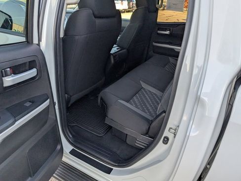 Used 2021 Toyota Tundra image 13
