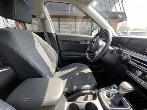 Used 2025 Kia Seltos X-Line image 16