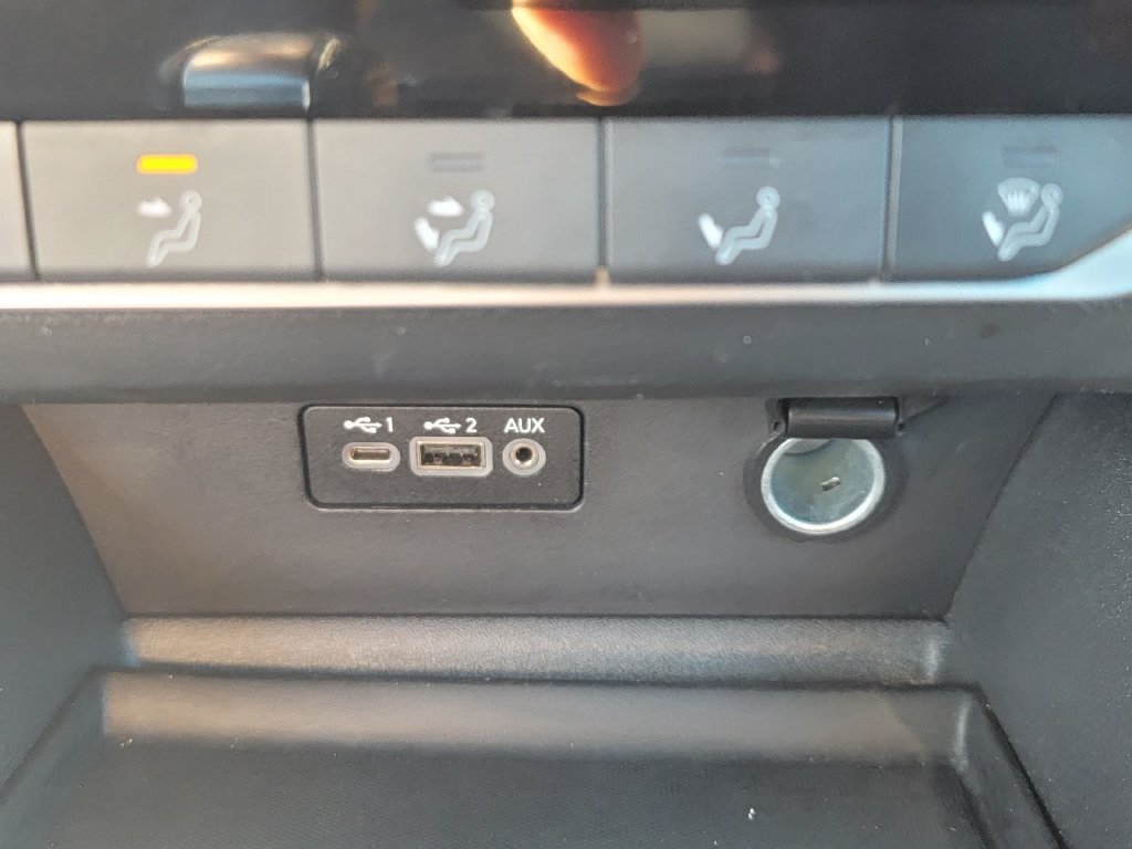 Used 2025 Nissan Altima 2.5 SV FWD image 26