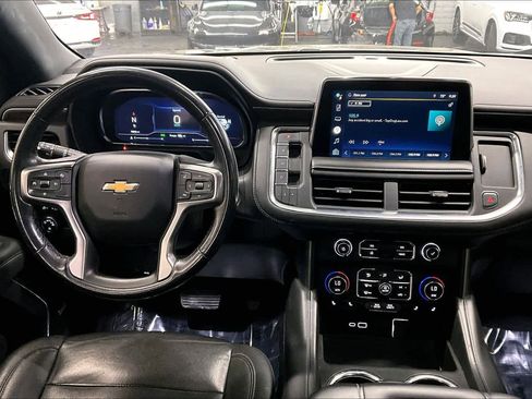 Used 2022 Chevrolet Suburban LT AWD/4WD image 15