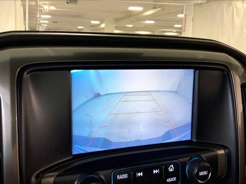 Used 2018 Chevrolet Silverado 1500 High Country image 26