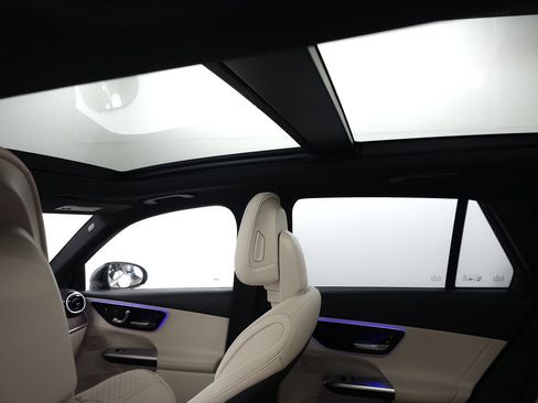 Certified 2026 Mercedes-Benz GLC 300 4MATIC image 21