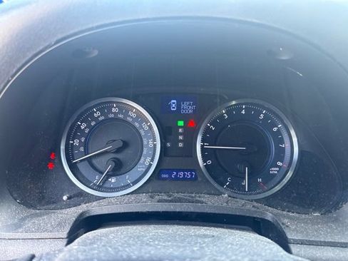 Used 2011 Lexus IS 250 RWD image 8