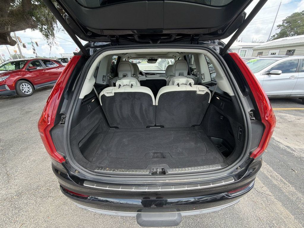 Used 2018 Volvo XC90 T6 Momentum w/ Convenience Package AWD/4WD image 24