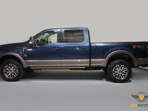 Used 2019 Ford F250 Lariat w/ Lariat Ultimate Package image 5
