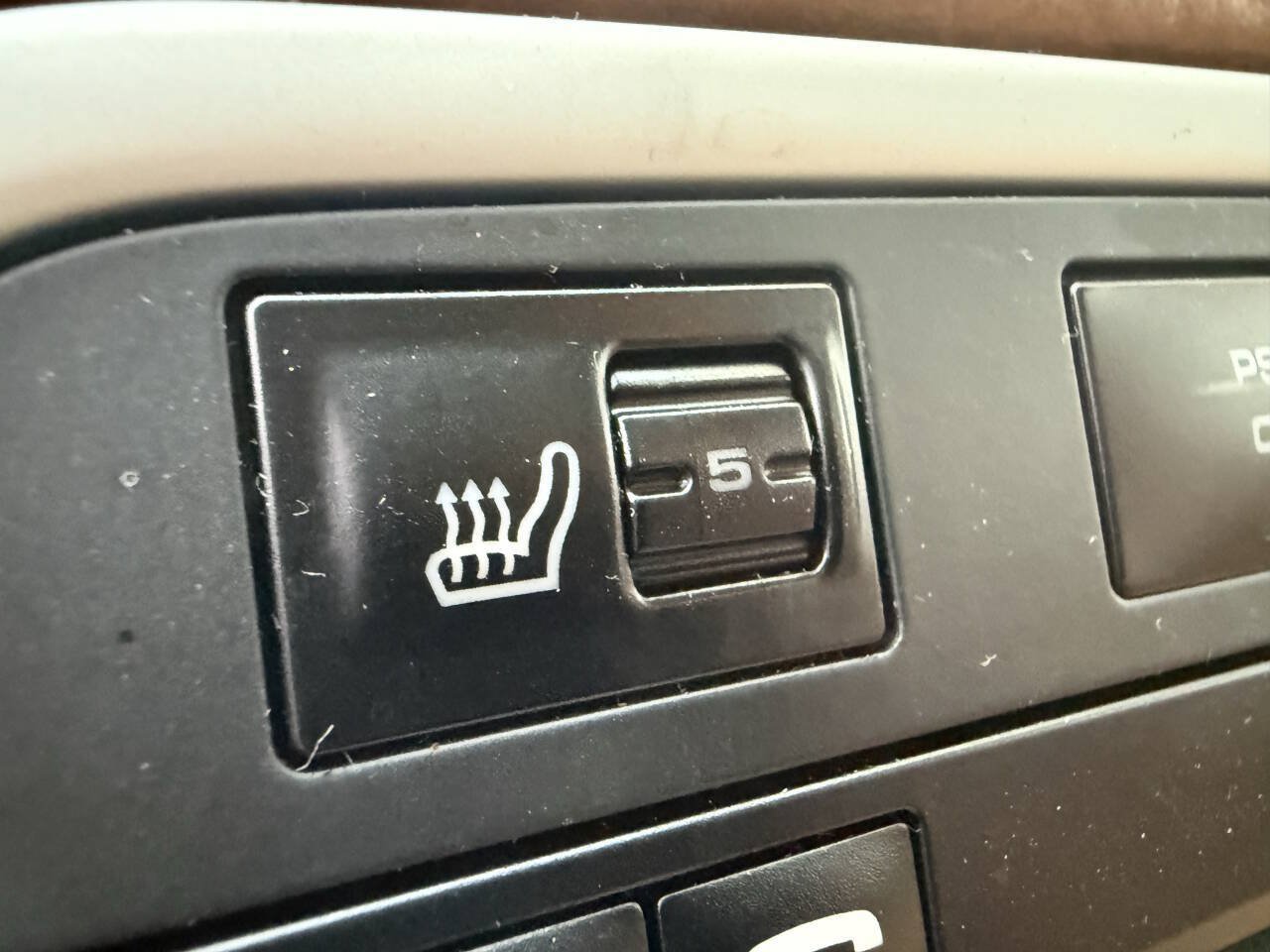 Used 2009 Porsche Cayenne GTS AWD/4WD image 6