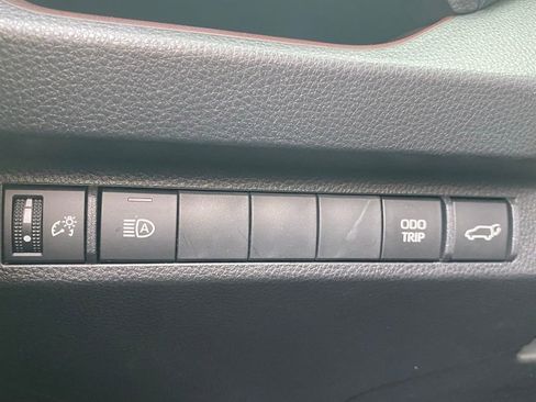 Used 2023 Toyota RAV4 Limited image 27