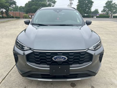 Used 2025 Ford Escape ST-Line AWD/4WD image 9