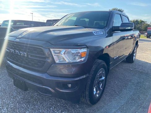 Used 2022 RAM 1500 Big Horn AWD/4WD image 3