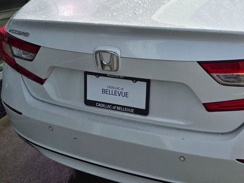 Used 2022 Honda Accord EX-L image 13