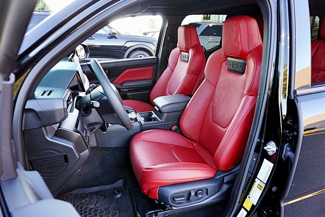 Used 2025 Toyota Tacoma TRD Pro AWD/4WD image 23