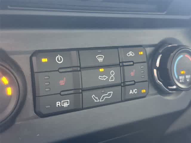 Used 2016 Ford F150 XLT w/ Equipment Group 302A Luxury AWD/4WD image 19