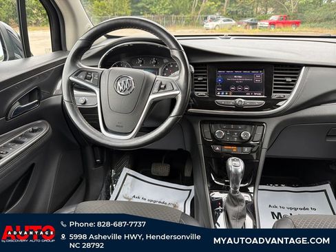 Used 2022 Buick Encore Preferred w/ Safety Package image 30