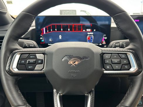 Used 2024 Ford Mustang Coupe image 22