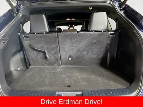 Used 2023 Toyota Highlander XSE FWD image 34
