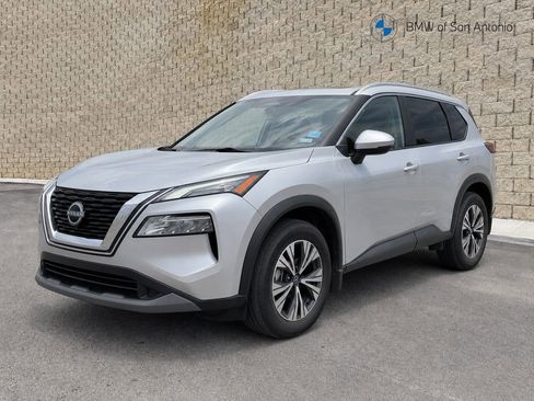 Used 2023 Nissan Rogue SV w/ SV Premium B Package FWD image 1