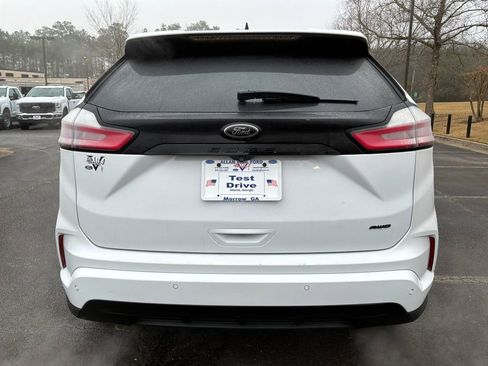 Used 2022 Ford Edge SE w/ Black Appearance Package image 6