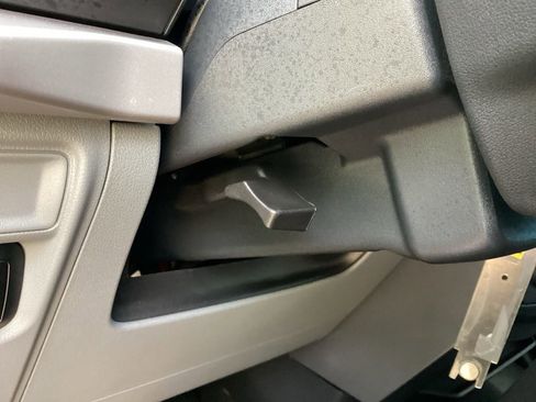 Used 2023 Ford F150 XLT image 62