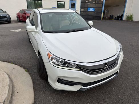 Used 2016 Honda Accord EX-L image 13