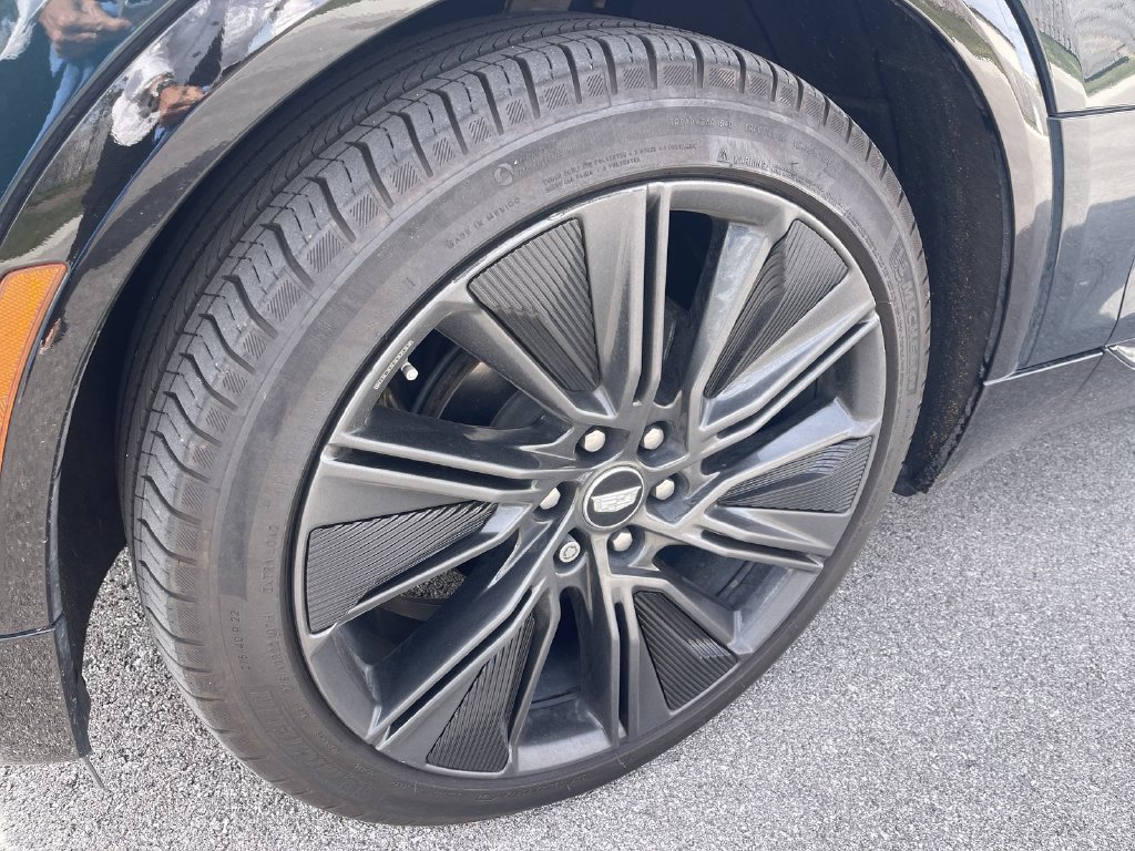 Certified 2024 Cadillac Lyriq Sport AWD/4WD image 2