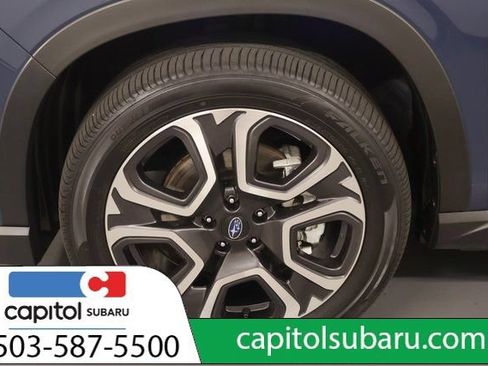 Used 2025 Subaru Ascent Touring AWD/4WD image 9