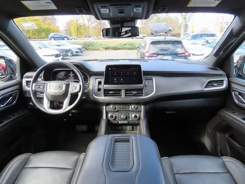 Used 2023 GMC Yukon SLT image 19