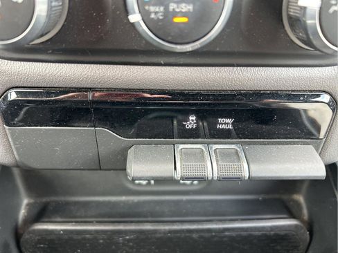 Used 2022 RAM 1500 Big Horn image 31