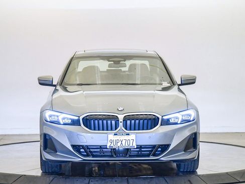 Used 2025 BMW 330i Sedan w/ Premium Package image 7