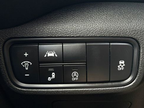 Used 2022 Kia Soul LX w/ Technology Package image 4