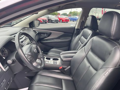 Used 2023 Nissan Murano SV AWD/4WD image 13